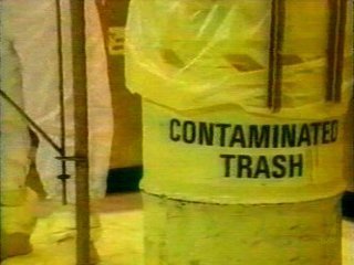 BIDON CONTAMINANTES  ECOLOGIA